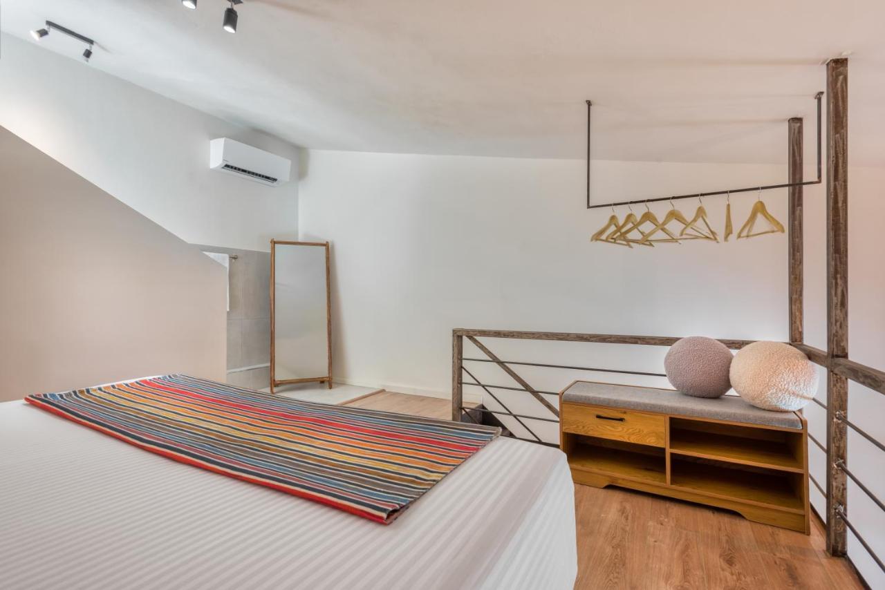 Saronis Suites Saronida Buitenkant foto