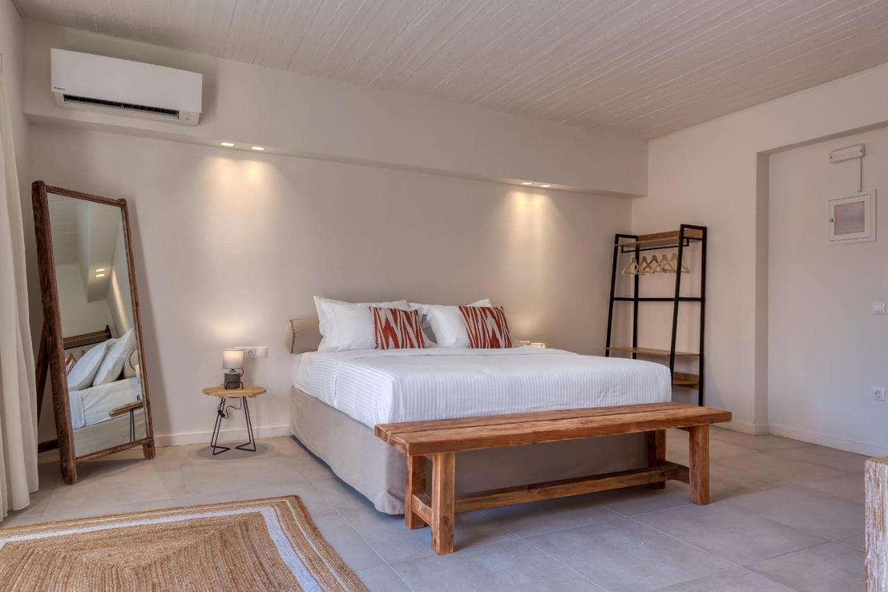 Saronis Suites Saronida Buitenkant foto