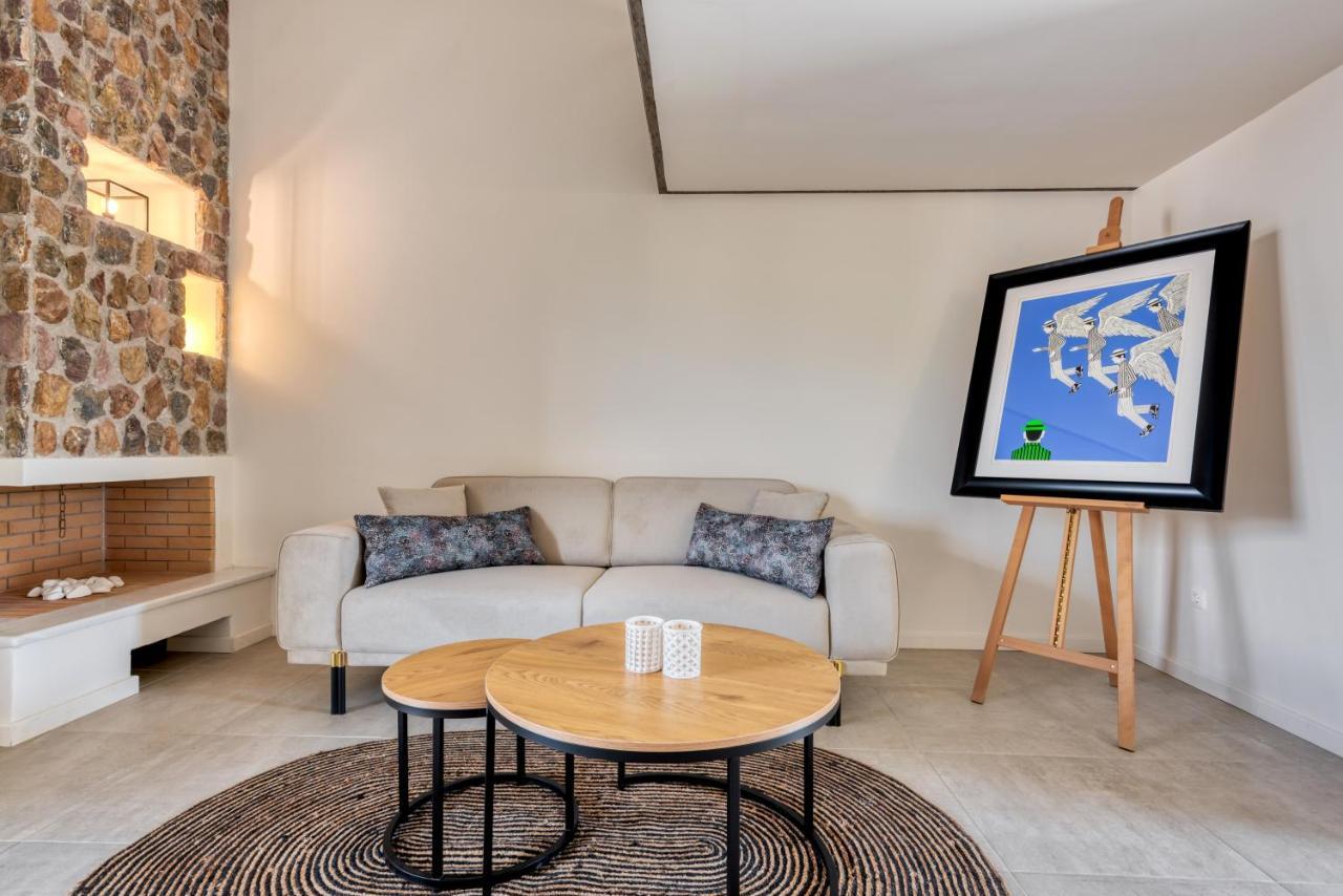 Saronis Suites Saronida Buitenkant foto