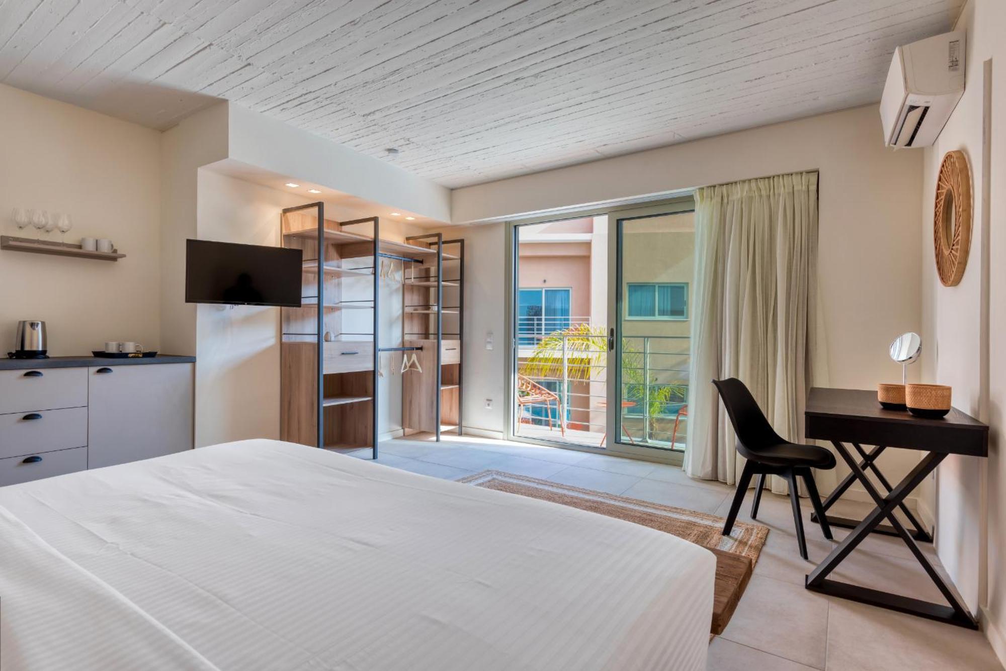 Saronis Suites Saronida Buitenkant foto