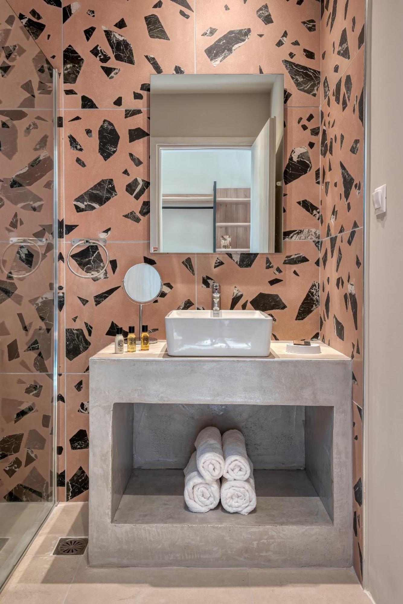 Saronis Suites Saronida Buitenkant foto