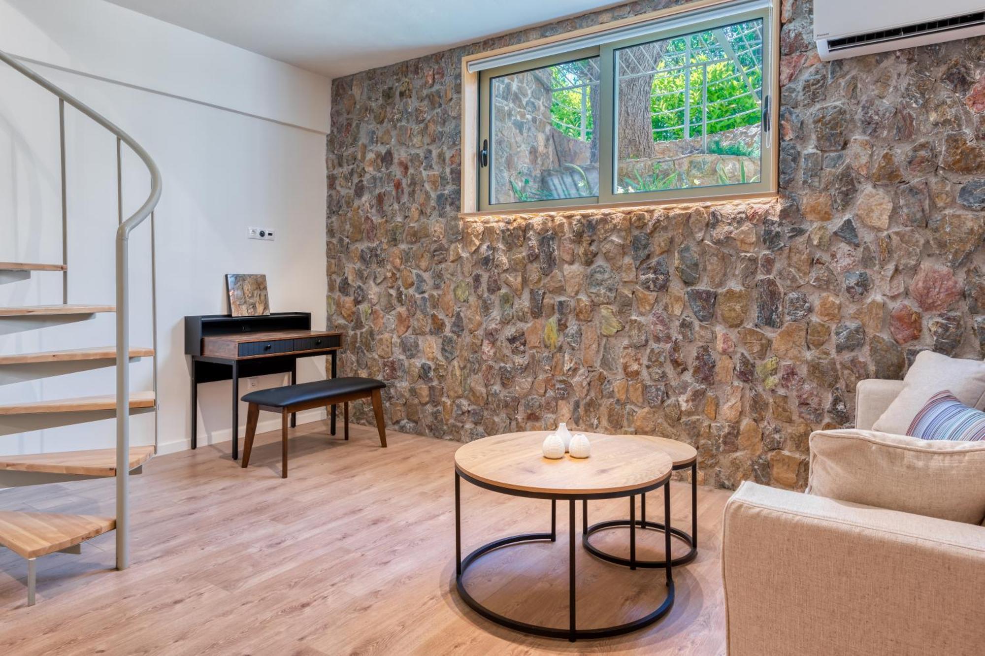 Saronis Suites Saronida Buitenkant foto